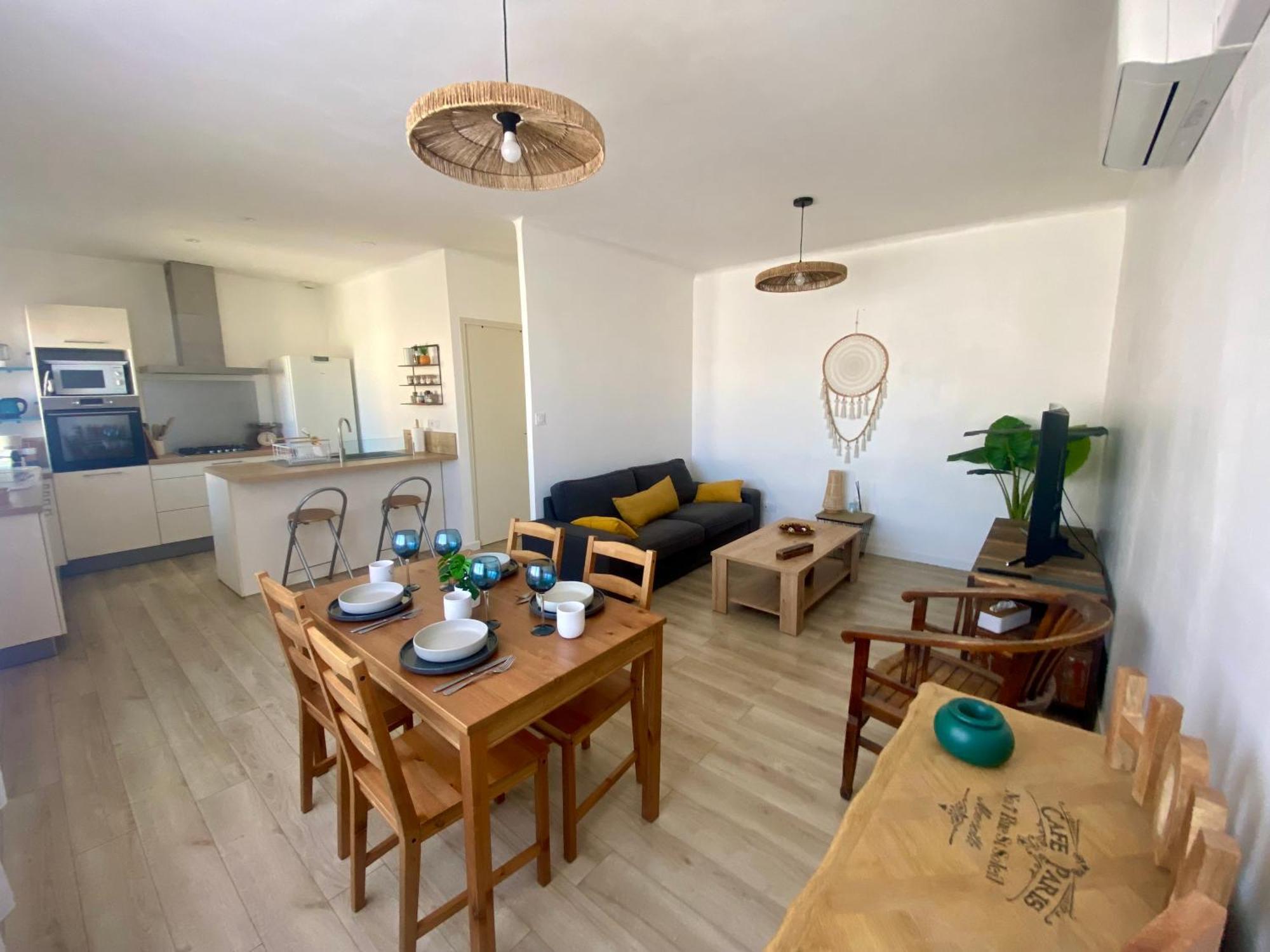 Appartement Au Bord De La Camargue à Aubord Extérieur photo